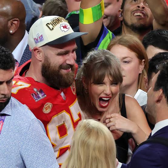 Taylor Swift and Travis kelce super bowl