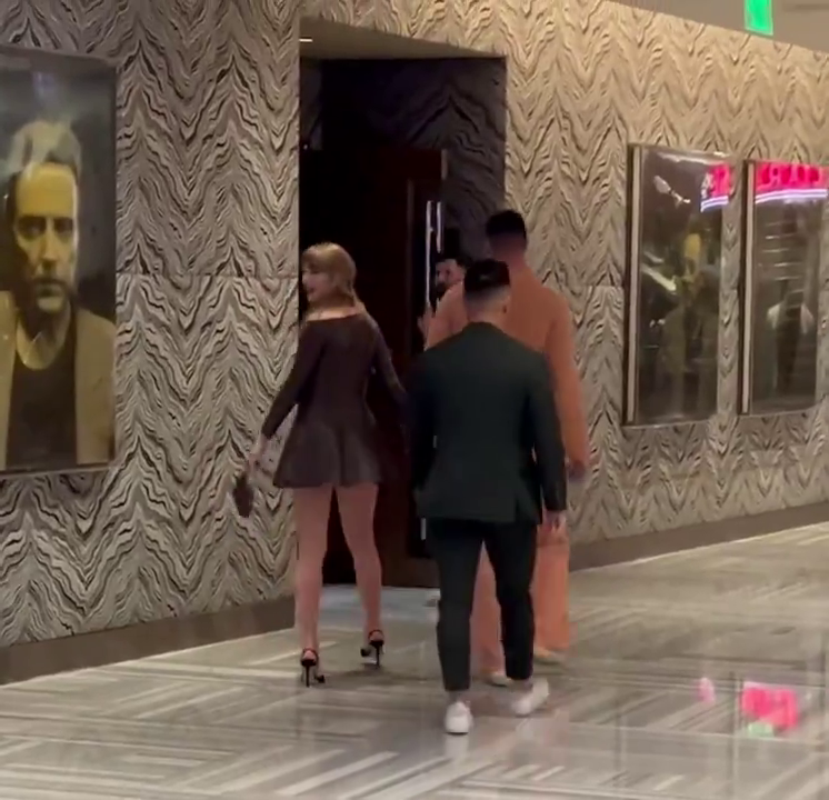 Taylor Swift and Travis Kelce spotted out in Vegas