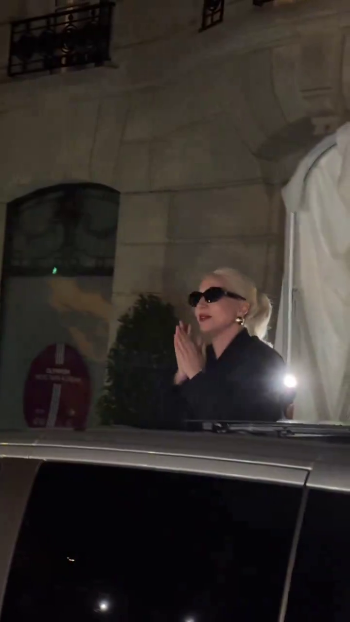 Lady Gaga Performance outside after Olympics Opening Ceremony Performance