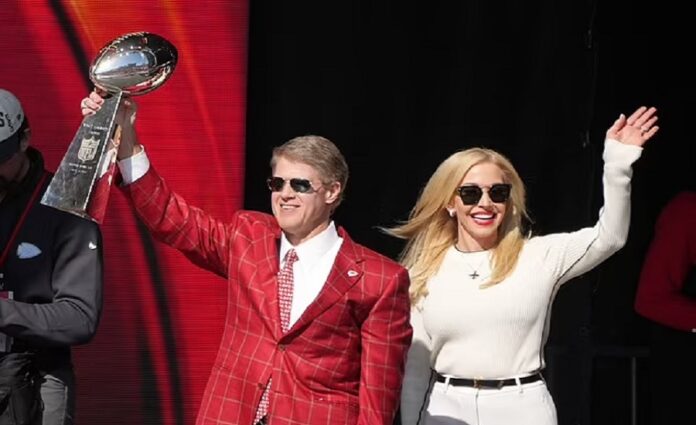 Clark Hunt and Wife