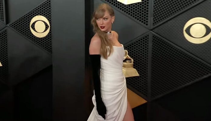 Grammys Award - Taylor Swift