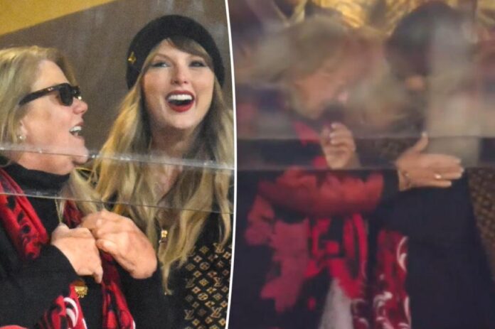 Taylor Swift and Mom Andrea and Donna Kelce