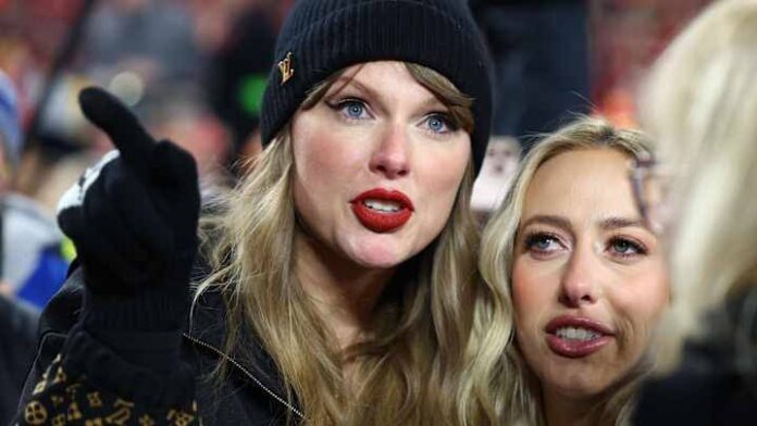 Taylor Swift and Brittany Mahomes