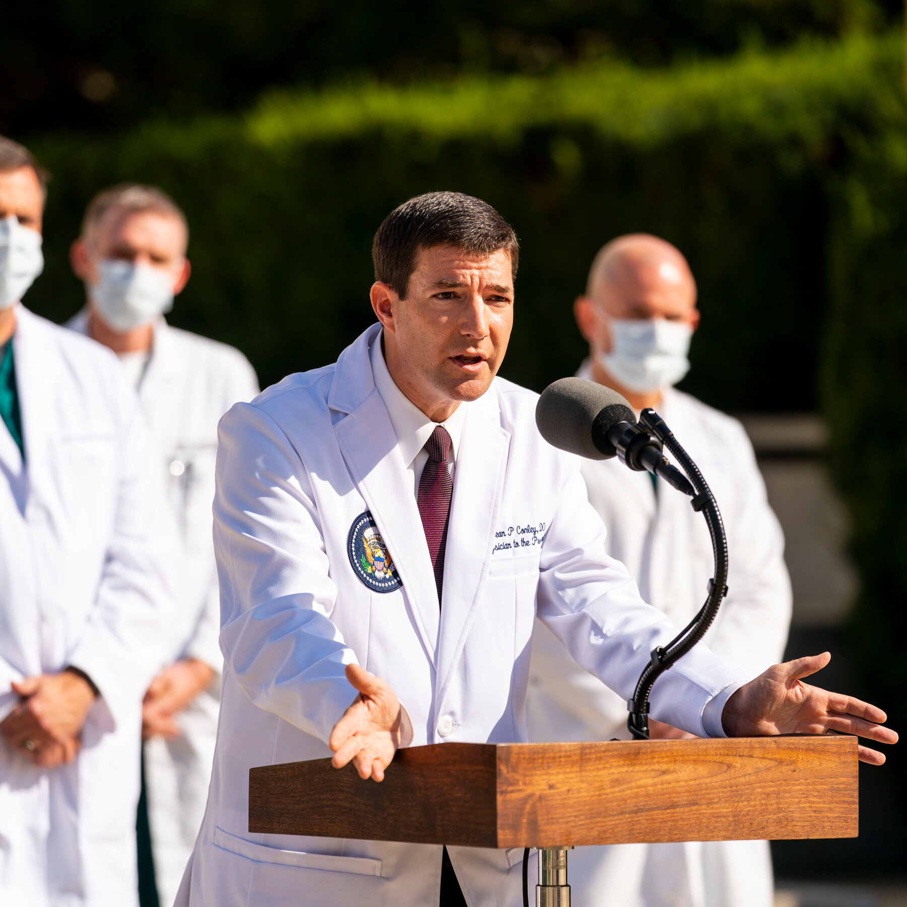 White House Doctor QUITS and EXPOSES Trump’s Secret Health Battles — 10 Hidden Diagnoses and Explosive Details the American People Were Never Told