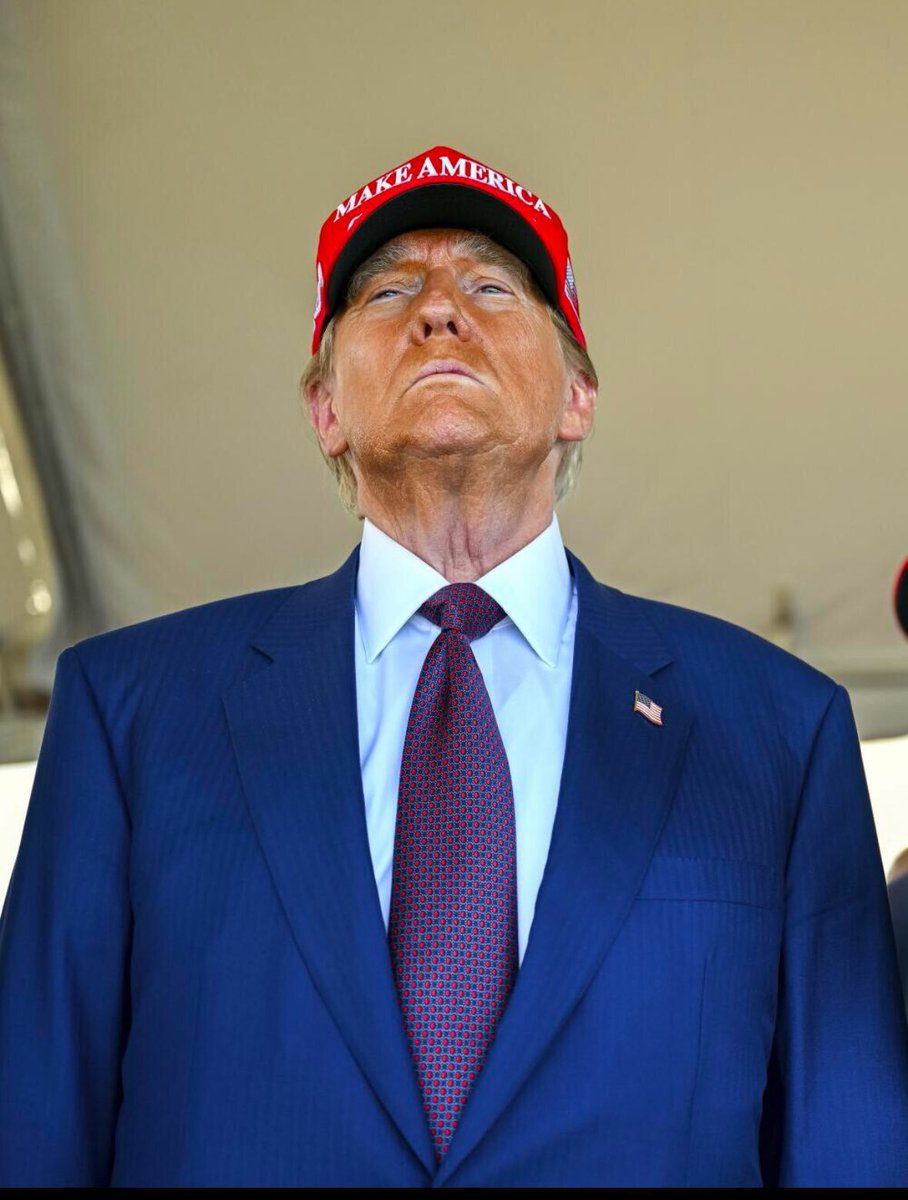 Trump Orders All Foreign Tourists to Hand Over FIVE Years of Social Media and Email Data Ahead of the World Cup — A Move Critics Say Could CRUSH U.S. Tourism Already Down $29 Billion — And the Backlash Is Only Getting LOUDER as Reports Hint Something EVEN BIGGER Might Be Coming Next