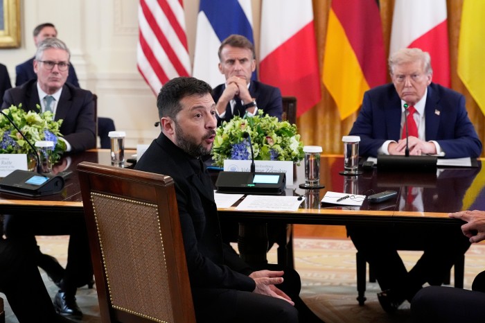 Trump Turns Pale as Jack Smith Releases 25 Unredacted Files During Zelensky Meeting — The Reaction No One Expected
