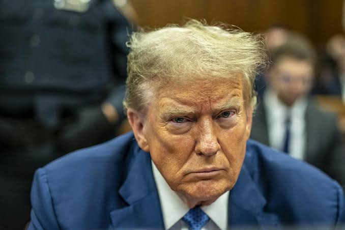 Kristi Noem Dragged Out by ICE Agents and Taken to El Salvador, Faces Possible ICC Trial