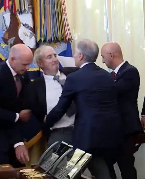 ‘I Almost Died — It Was That Intense…’ Man Standing Behind Trump During a White House Oval Office Press Event Breaks His Silence on the Terrifying Moment, Alleges Trump Soiled Himself During the Conference, Describes Bizarre Diaper-Related Movements, and Reveals Why He Couldn’t Speak Until Now