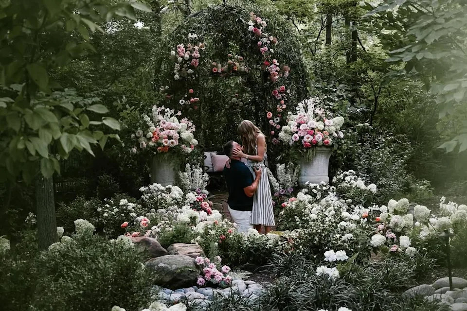 News update Taylor Swift, Travis Kelce's Wedding Location Has Apparently Changed because.....see more