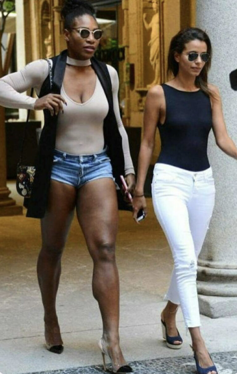 Breaking News: Serena Williams Spotted Walking Alongside Her Manager After Major Event...