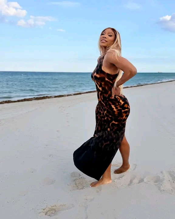 I can smell summer around the corner. Dress in my hand, toes in the sand. I’m ready for summer...