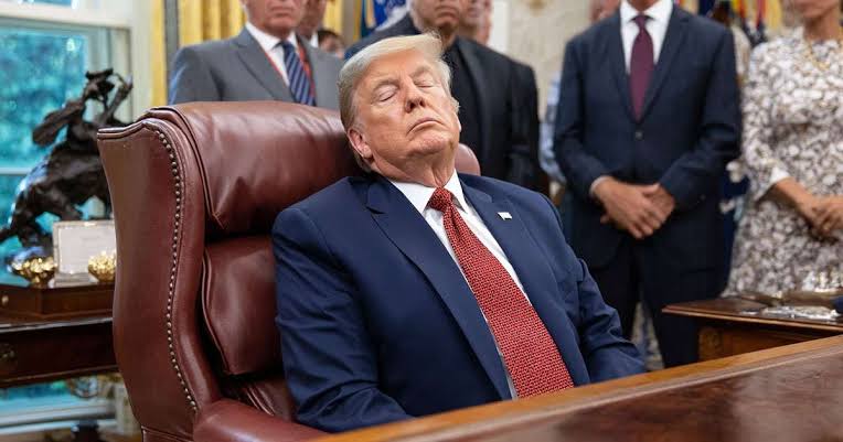 BREAKING: White House Doctor Breaks Silence on SECRET Diagnosis About Trump’s Health After New Photos Show Band-Aids on His Hand — And Also Reveals the Real Reason He Has Been Uncontrollably Falling Asleep During Meetings… Something Is Seriously Wrong and the Doctor Just Exposed It